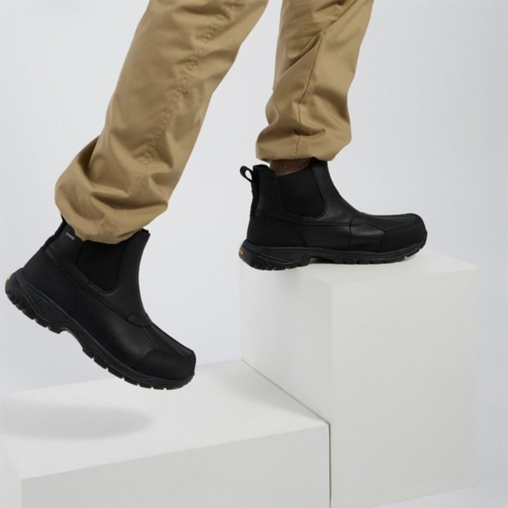 UGG Men's Butte Chelsea Boot